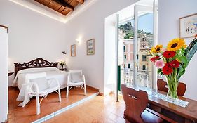 Amalfi Un Po'...