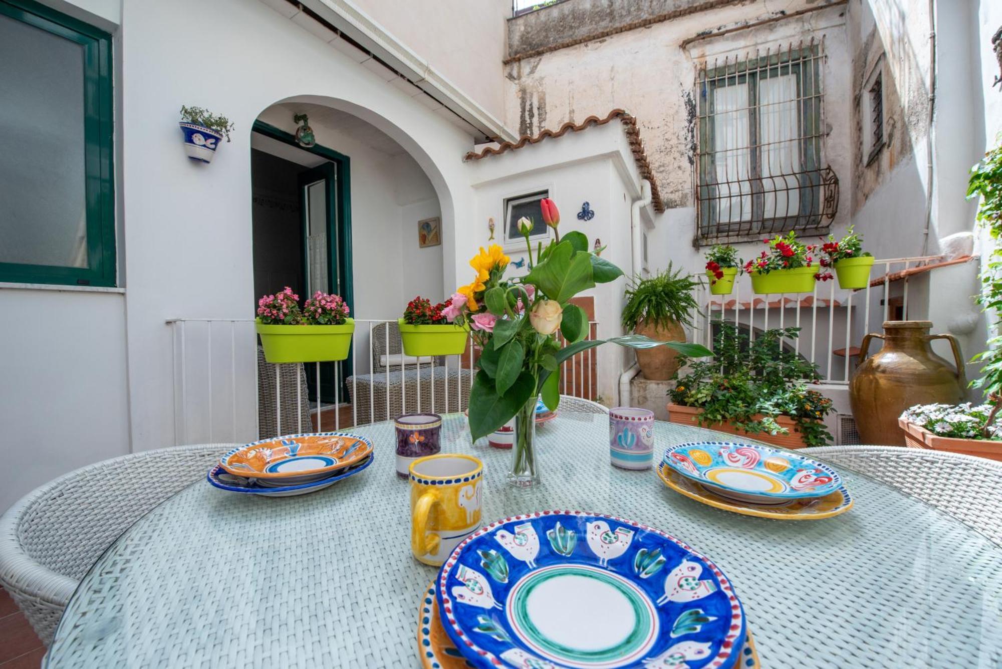 Amalfi Un Po'... Apartment Exterior photo